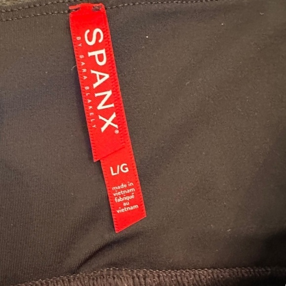 SPANX Faux Leather Cropped Legging L - Picture 4 of 6